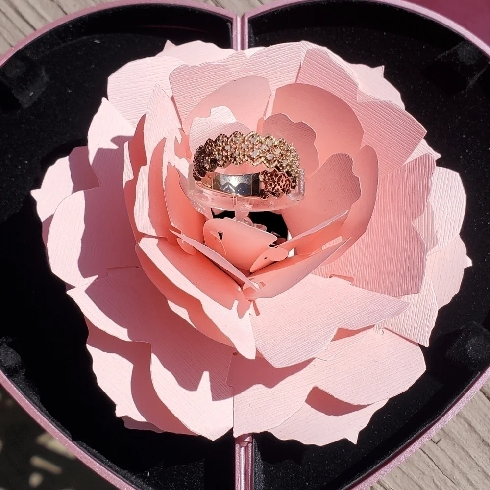 Blooming Rose Half Heart Gift Box Velvet Lining